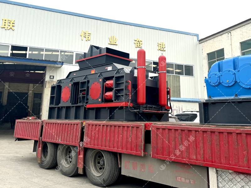 坚硬VS湿粘，原料硬度大变脸？液压对辊破碎机如何见招拆招？